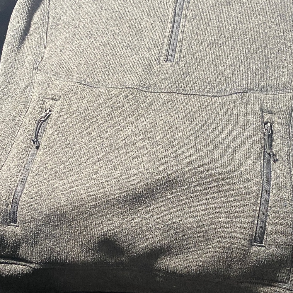 The North Face women’s Gray Zip up Hoodie size medium - Picture 5 of 6